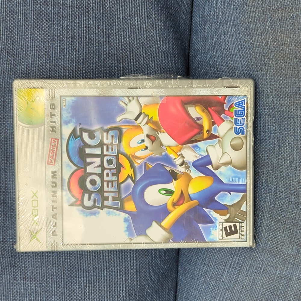 X Box Sonic Heroes. Platinum Hits . Sega. Renderware. 2003.